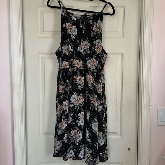 Torrid Floral Black Dress Sheer with Lining Plus Size 3 Keyhole Front and Back - Picture 2 of 11